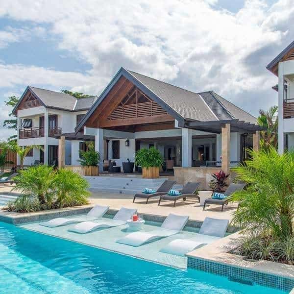 Ledge Lounger Signature Chaise