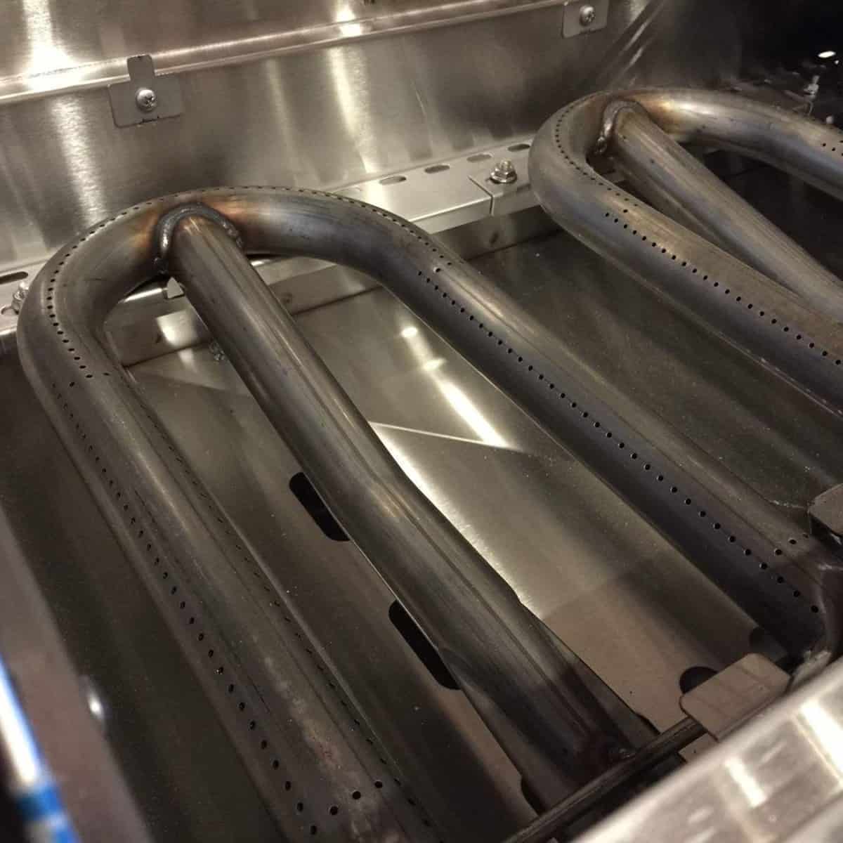 Delta Heat 38-Inch 3-Burner Built-In Gas Grill