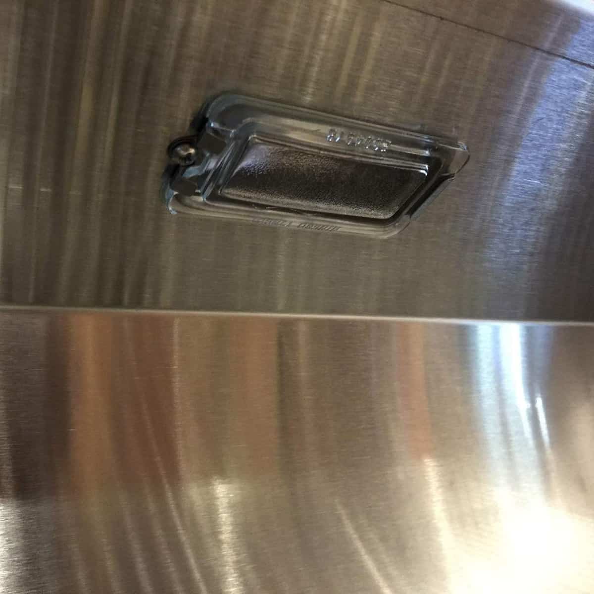 Delta Heat 38-Inch 3-Burner Built-In Gas Grill