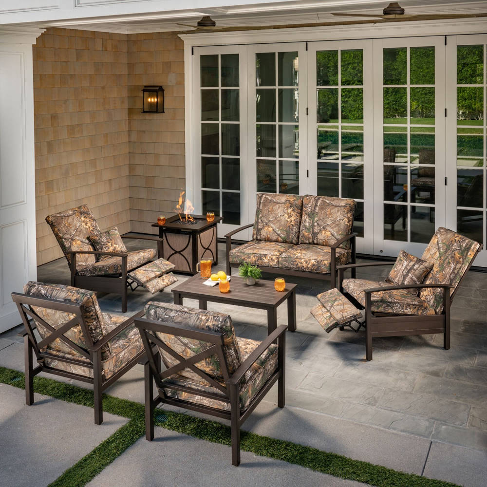 Cedar Ranch 7 Piece Fire Pit Set
