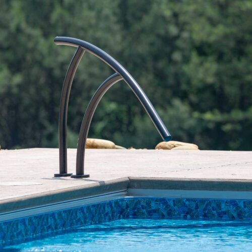 Modern-Swimming-Pool-Handrail