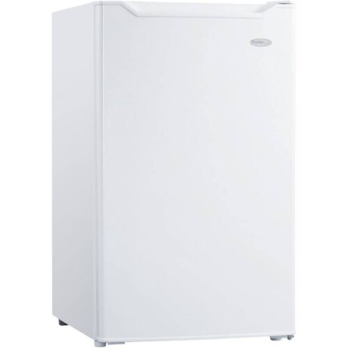 Danby DCR044B1WM 4.4 CuFt. White Compact Refrigerator 1
