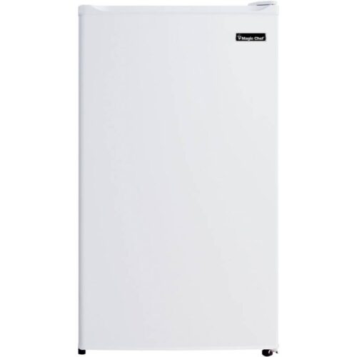 Magic Chef MCBR350W2 3.5 CuFt. White Mini-Fridge 1